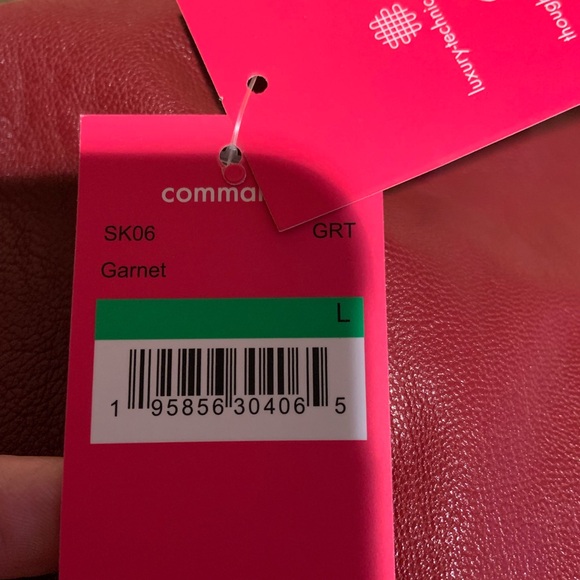 Commando Faux Leather Garnet Midi Skirt SK06 Control Waistband Size Large NWT - Picture 10 of 10